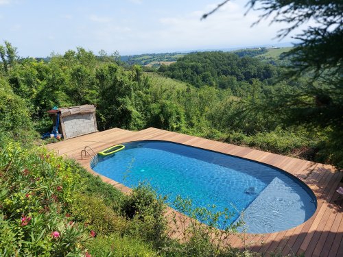 Création de terrasse autour d'une piscine